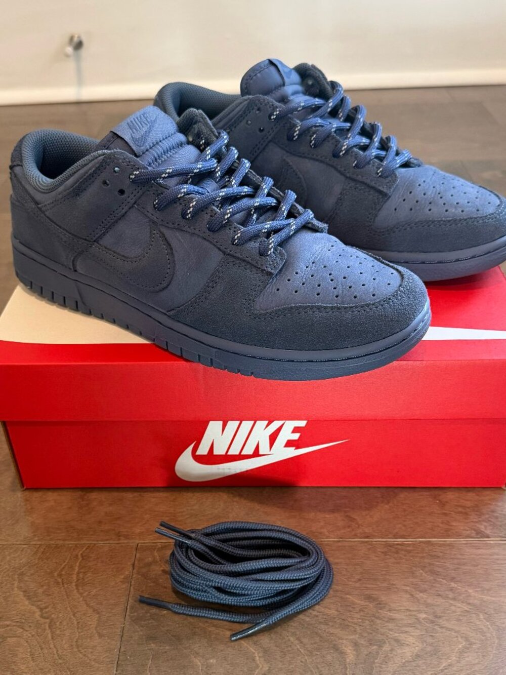 Navy Nike Dunk Low SE Sneakers - Diffused Blue, New w/ Extra Laces